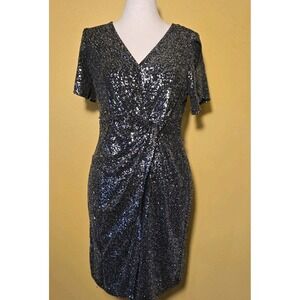 Women's JM Studios by John Meyer Silver Sequin Short Sleeves Knee Dress Size 14